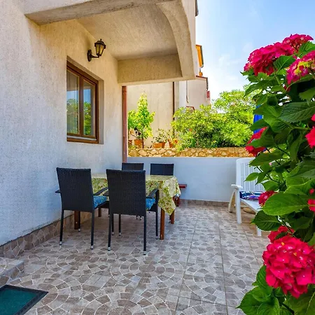 Tolles Meri 3 Mit Grill Und Garten Apartment