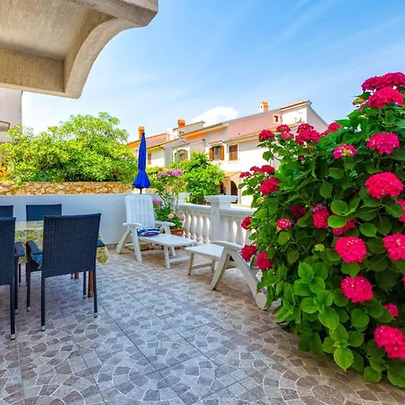 Apartamento Tolles Meri 3 Mit Grill Und Garten *